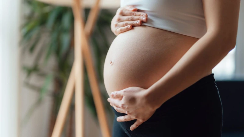 4. Ist Es Sicher, Wenn Sich Ein Baby Auf Den Bauch Dreht?