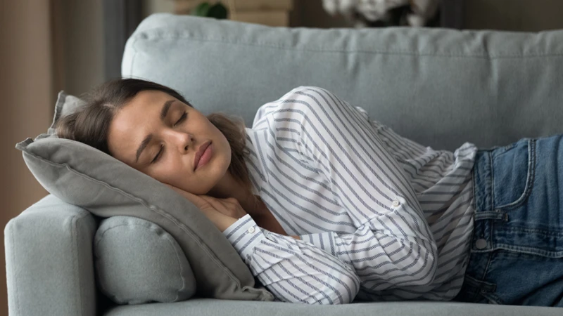 Wie Man Den Nap-Schlaf Praktisch Umsetzt